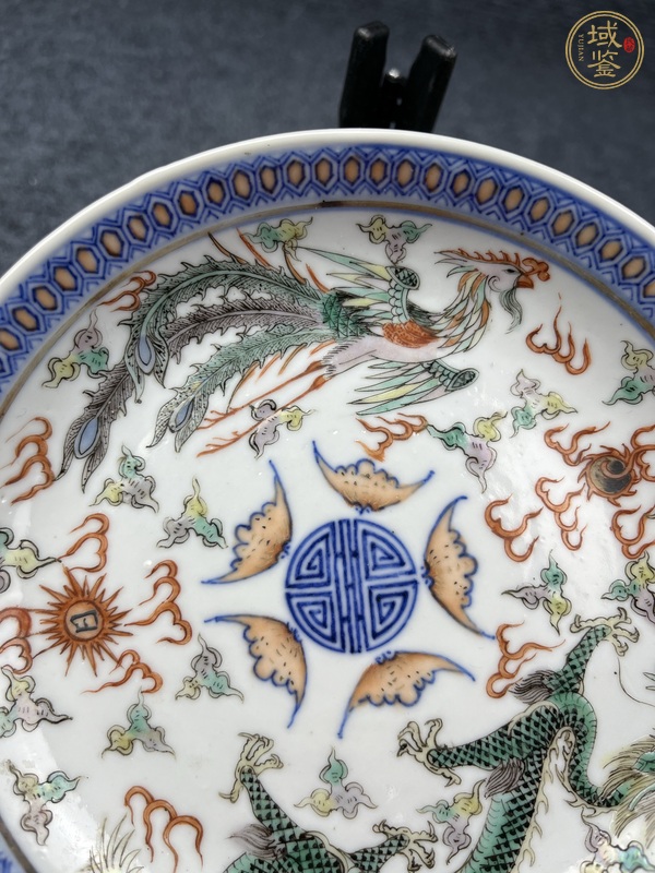 古玩陶瓷青花加彩龍鳳紋盤真品鑒賞圖