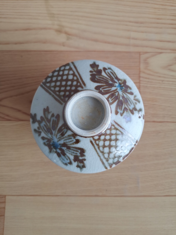 古玩陶瓷花卉紋蓋杯拍賣,當前價格198元
