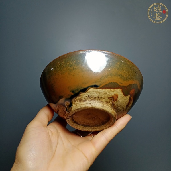 古玩陶瓷磁州窯紫金釉茶碗真品鑒賞圖