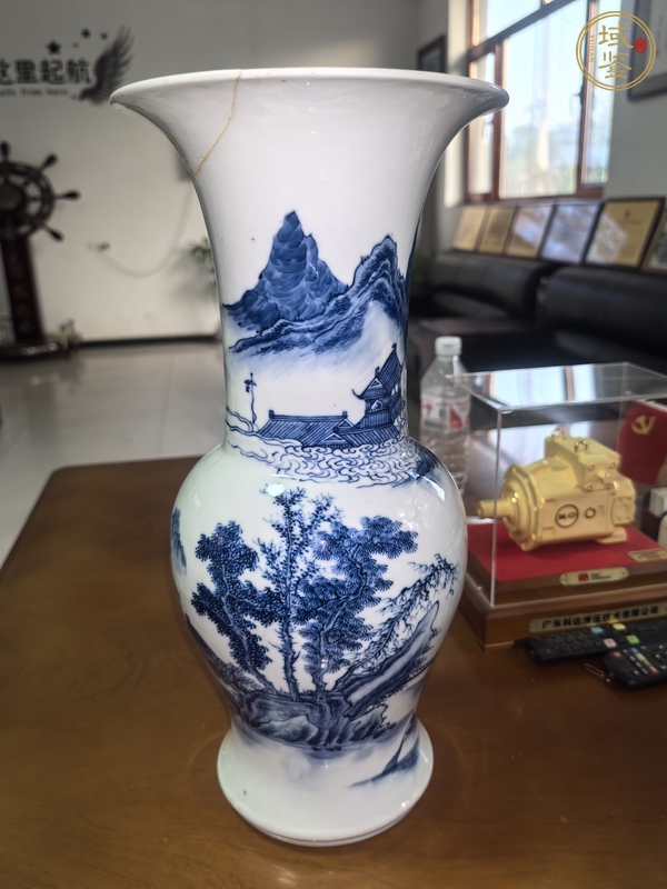 古玩陶瓷青花花觚真品鑒賞圖