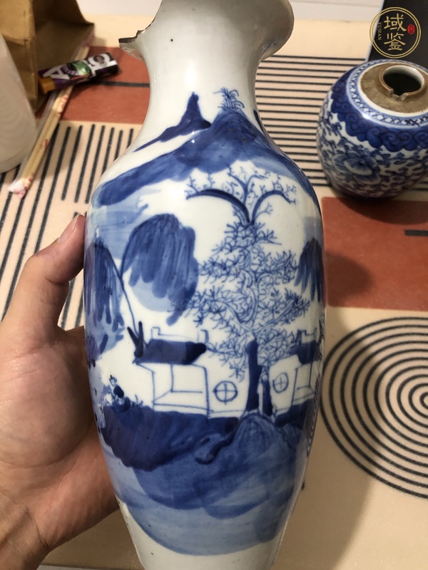 古玩陶瓷樵漁耕讀山水紋青花瓶真品鑒賞圖