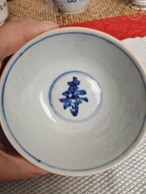 古玩陶瓷青花壽字紋茶碗真品鑒賞圖