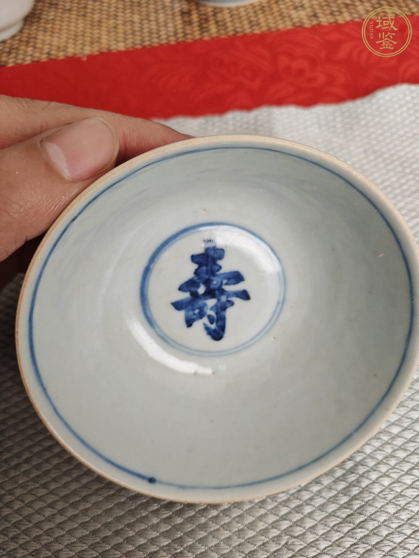 古玩陶瓷青花壽字紋茶碗真品鑒賞圖