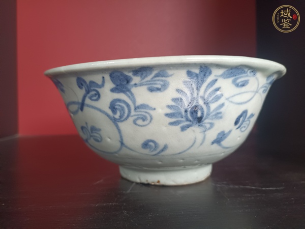 古玩陶瓷青花花卉紋碗真品鑒賞圖