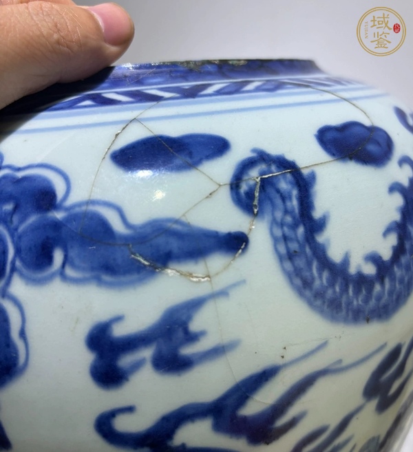 古玩陶瓷龍紋青花罐真品鑒賞圖