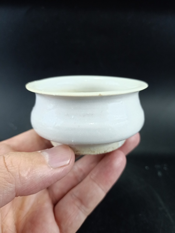 古玩陶瓷元·卵白釉茶園拍賣,當(dāng)前價(jià)格3500元