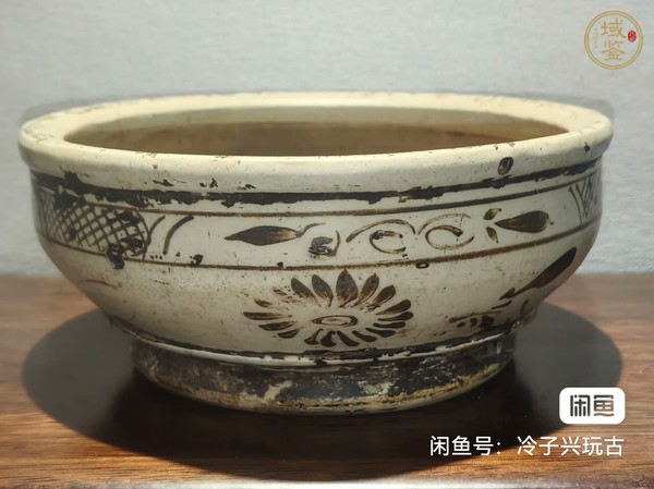 古玩陶瓷白底褐彩繪折枝牡丹紋敞口爐真品鑒賞圖