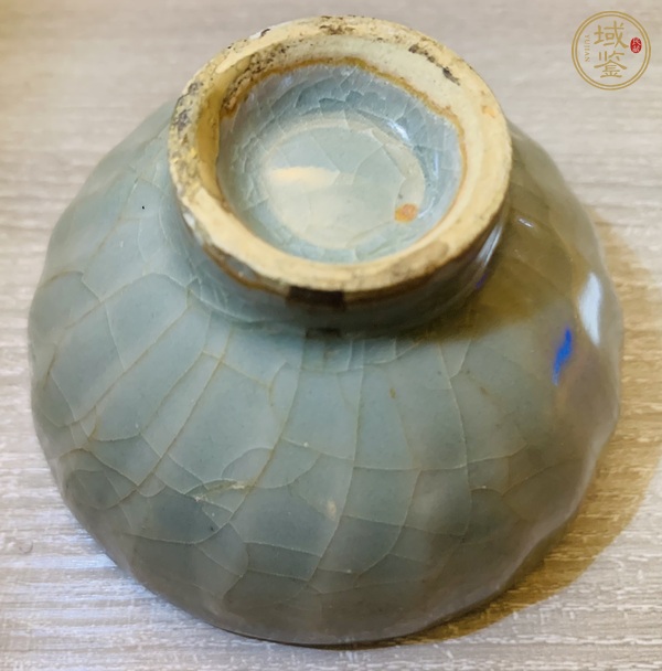 古玩陶瓷龍泉窯蓮瓣紋小盞真品鑒賞圖