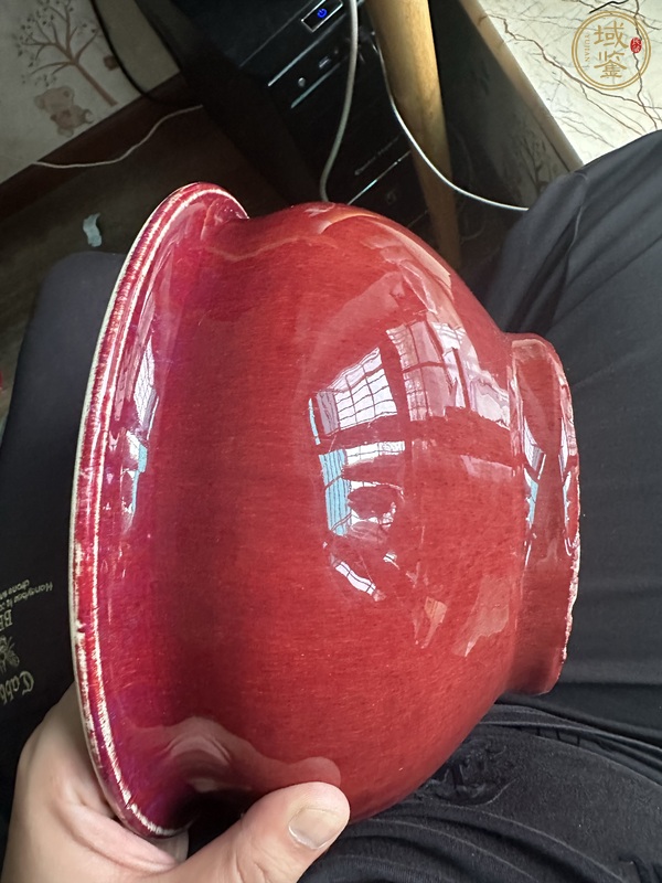 古玩陶瓷紅釉香爐真品鑒賞圖