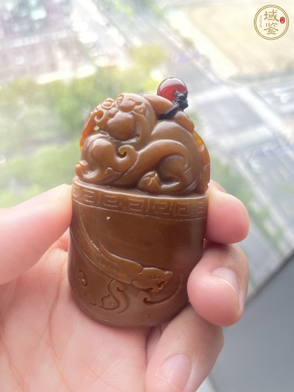 古玩玉器貔貅墜真品鑒賞圖