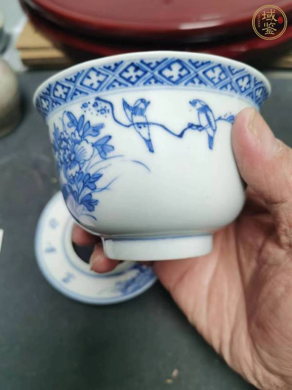 古玩陶瓷青花花鳥紋蓋碗真品鑒賞圖