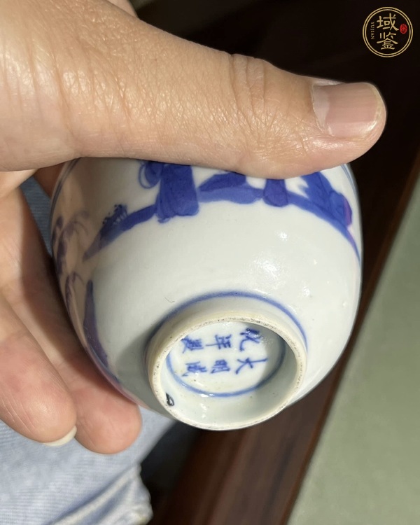 古玩陶瓷青花山水人物紋仰鐘杯真品鑒賞圖