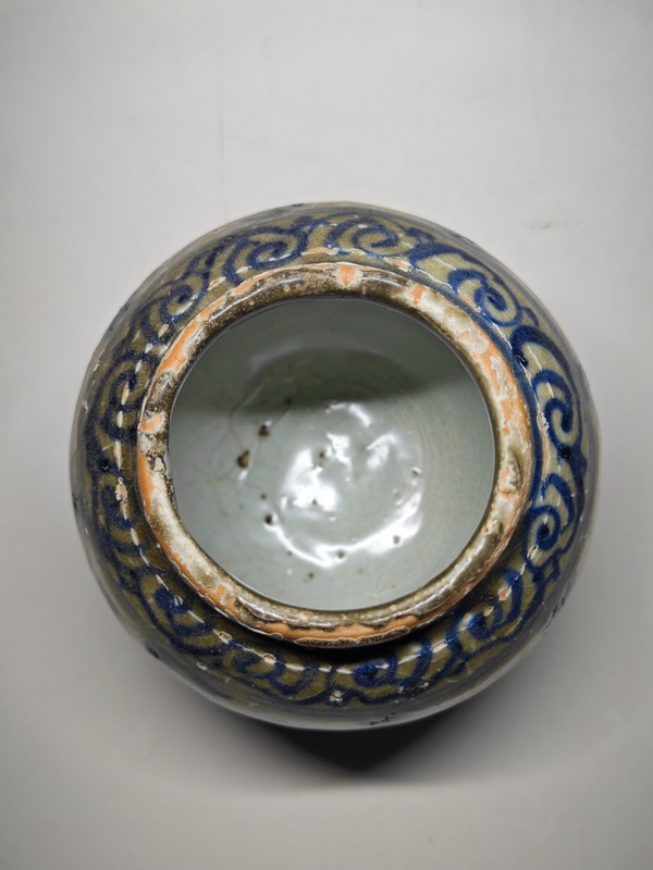 古玩陶瓷明空白期青花纏枝花卉紋罐拍賣,當(dāng)前價格2345元