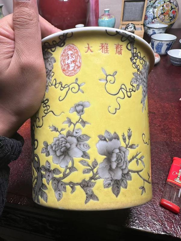 古玩陶瓷粉彩大雅齋風格花盆真品鑒賞圖