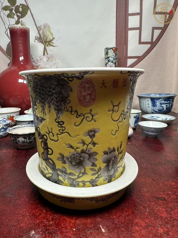 古玩陶瓷粉彩大雅齋風格花盆真品鑒賞圖