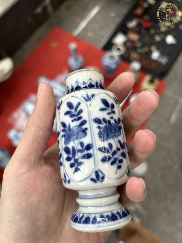 古玩陶瓷青花瓶真品鑒賞圖