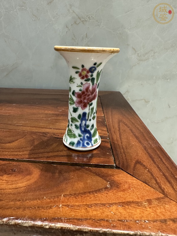 古玩陶瓷粉彩花觚真品鑒賞圖