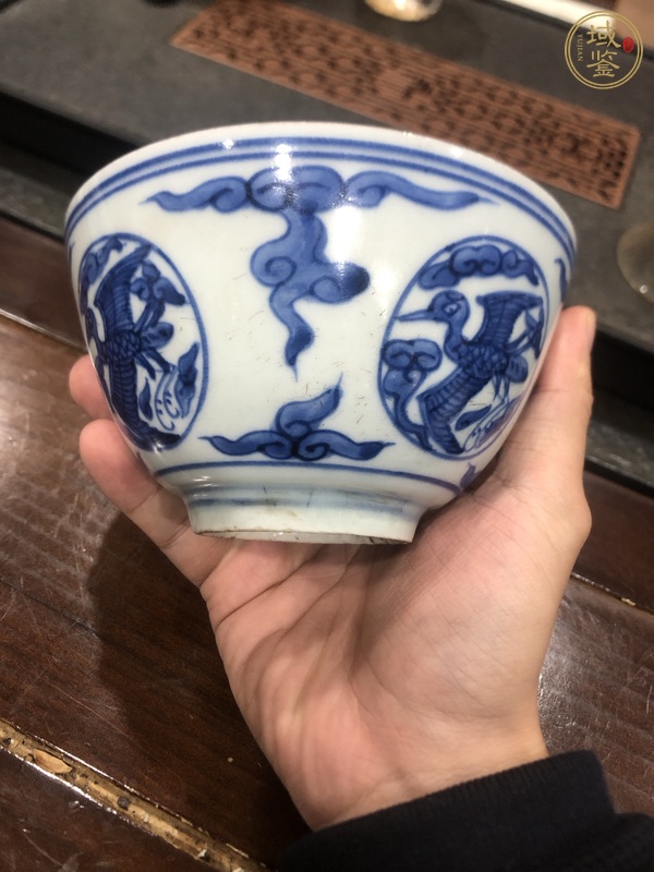 古玩陶瓷青花云鶴紋碗真品鑒賞圖