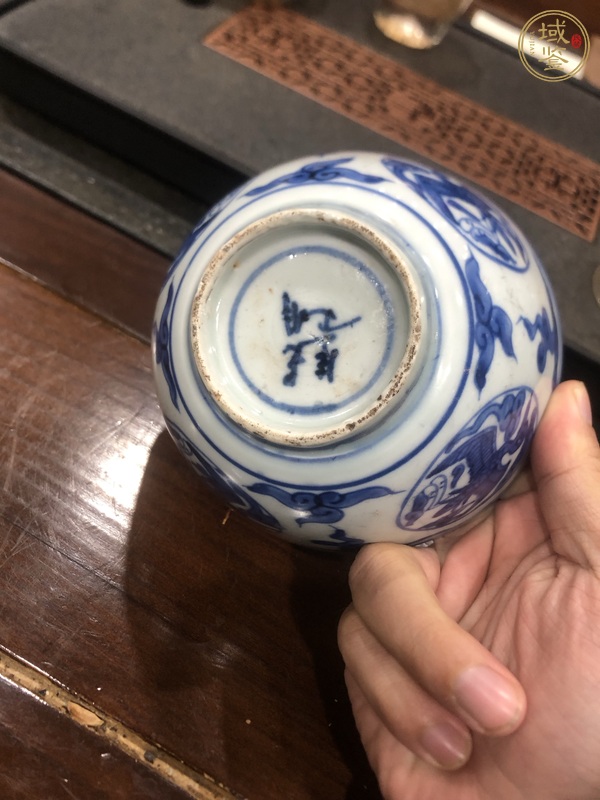 古玩陶瓷青花云鶴紋碗真品鑒賞圖