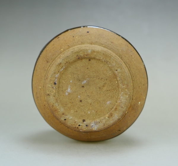 古玩陶瓷精品明代.耀州窯兔毫釉雞心罐(1368年-1644年)拍賣,當前價格1500元
