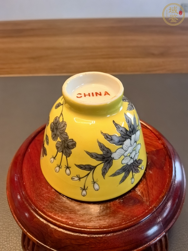 古玩陶瓷粉彩大雅齋風(fēng)格茶杯真品鑒賞圖