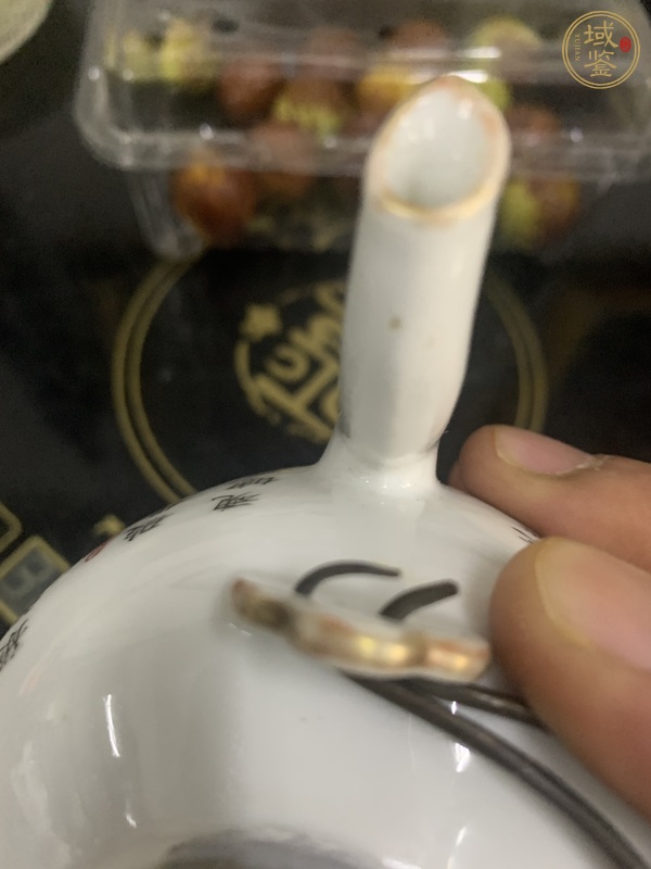 古玩陶瓷粉彩無雙譜人物茶壺真品鑒賞圖