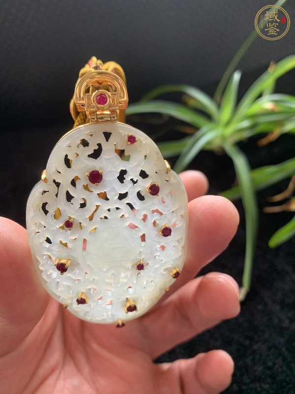 古玩玉器和田玉雕“花卉紋”玉瓦佩真品鑒賞圖
