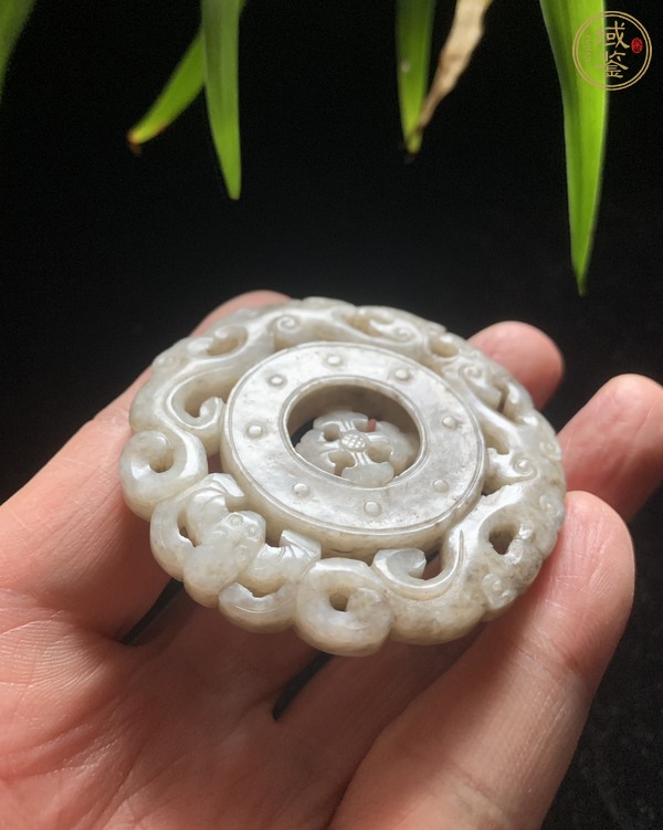 古玩玉器和田玉雕“轉(zhuǎn)芯佩”真品鑒賞圖