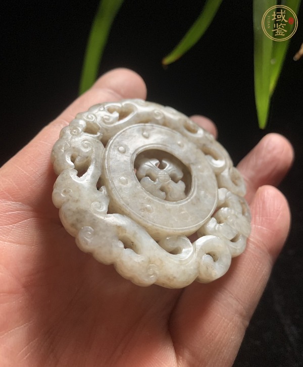 古玩玉器和田玉雕“轉(zhuǎn)芯佩”真品鑒賞圖