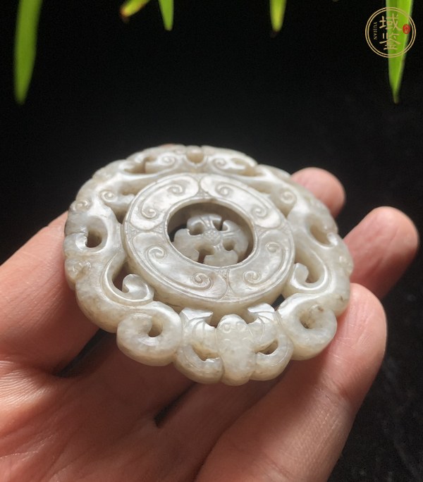 古玩玉器和田玉雕“轉(zhuǎn)芯佩”真品鑒賞圖