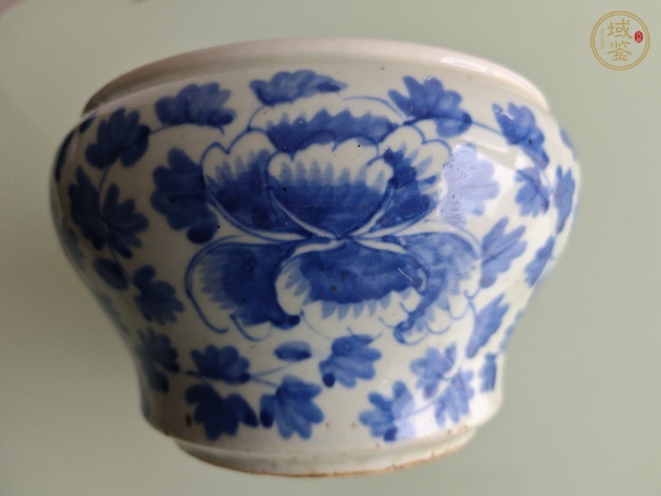 古玩陶瓷青花馬蹄尊真品鑒賞圖