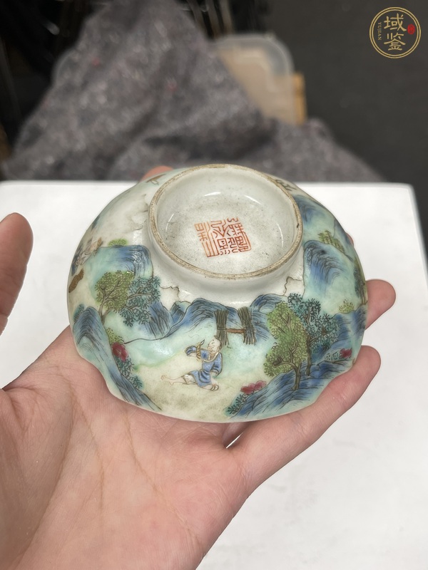 古玩陶瓷粉彩山水人物蓋碗真品鑒賞圖