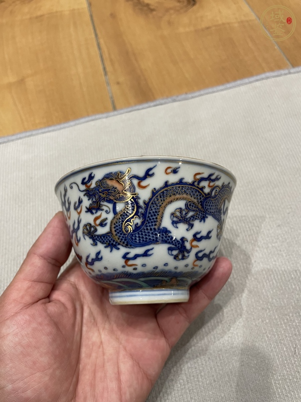 古玩陶瓷青花五彩蓋碗真品鑒賞圖