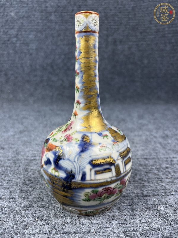 古玩陶瓷青花加彩獅子穿花紋天球瓶真品鑒賞圖