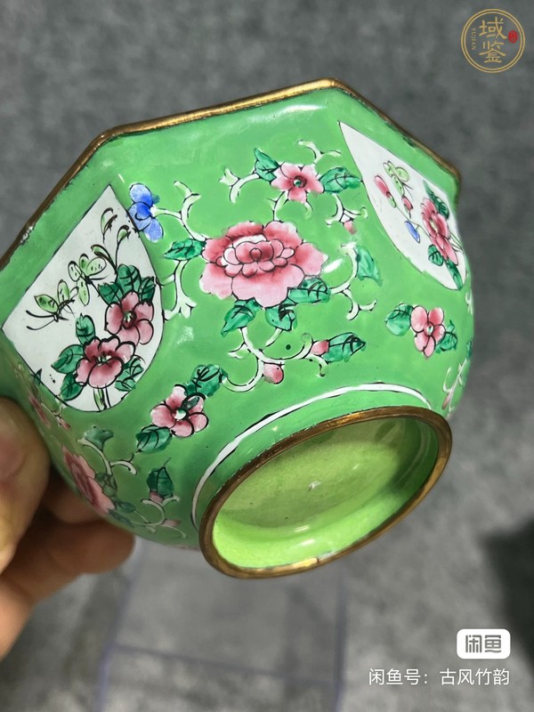 古玩陶瓷花卉紋碗真品鑒賞圖