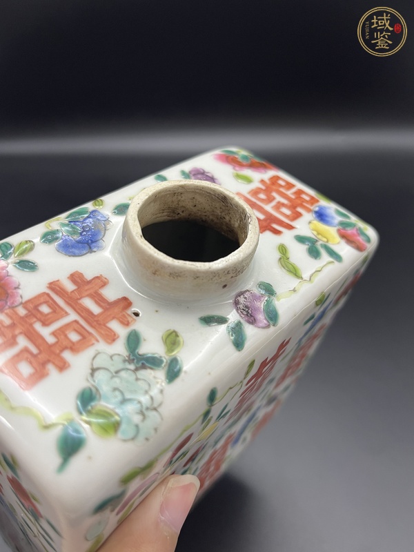 古玩粉彩茶葉罐真品鑒賞圖