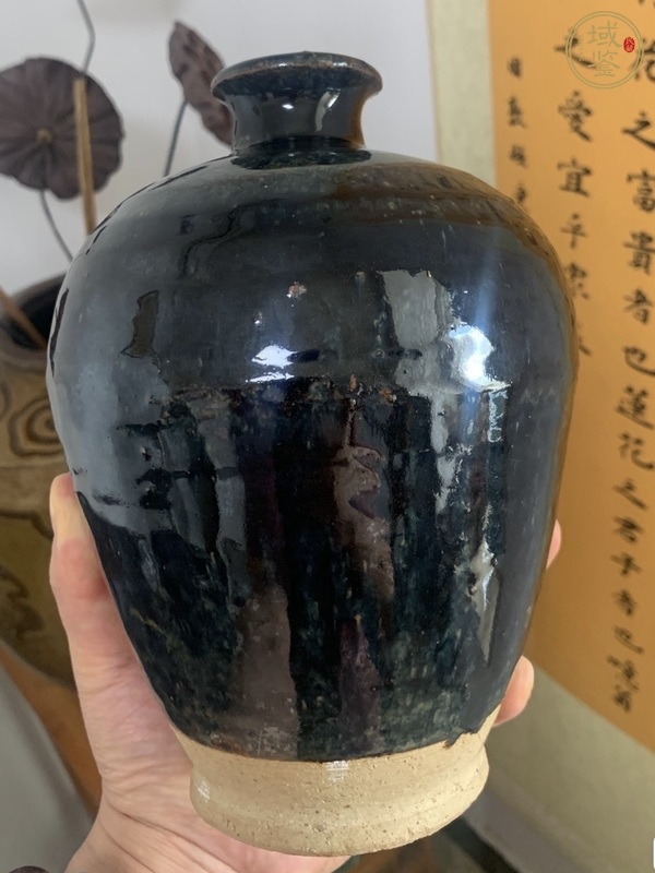 古玩陶瓷磁州窯窯變黑釉梅瓶真品鑒賞圖