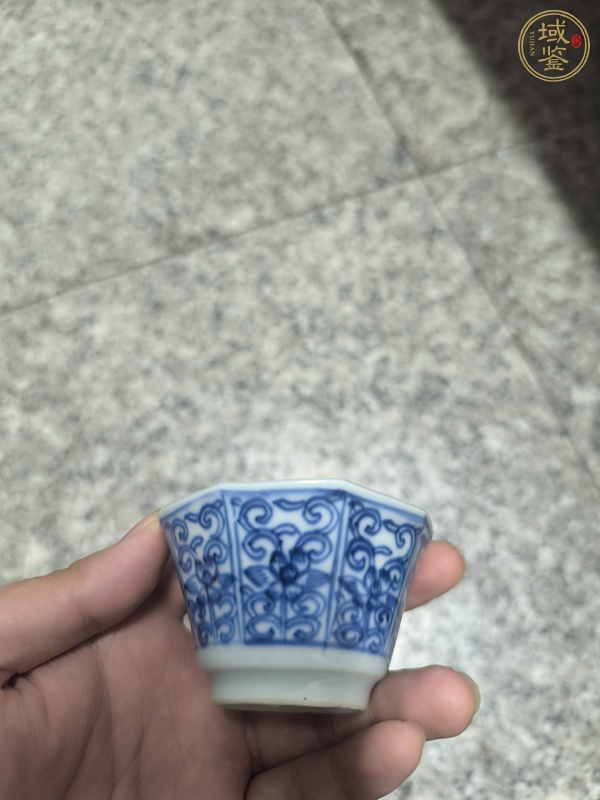 古玩陶瓷青花八角杯真品鑒賞圖