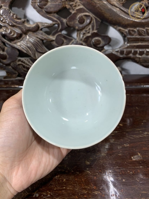 古玩陶瓷嘉慶青花碗真品鑒賞圖