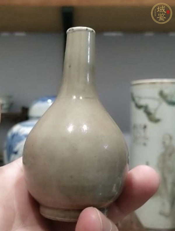 古玩陶瓷單色釉膽瓶真品鑒賞圖