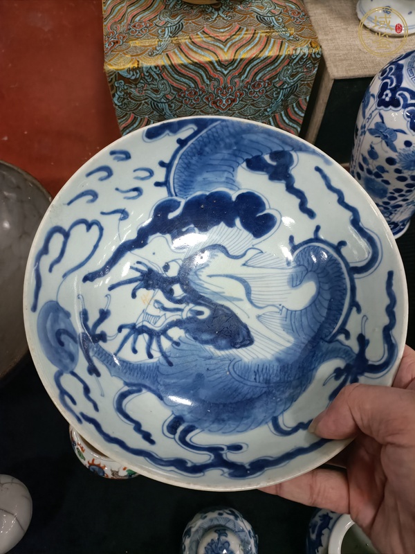 古玩青花龍紋碗真品鑒賞圖