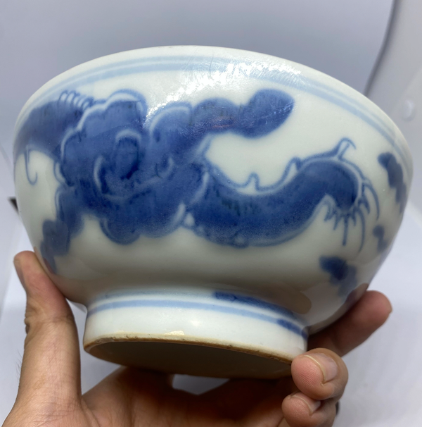 古玩陶瓷【康雍（1661年～1735年）青花云龍趕珠紋大碗】拍賣，當前價格1388元