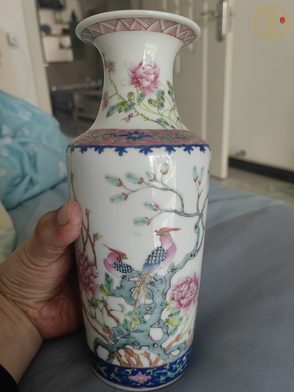 古玩陶瓷花鳥紋粉彩瓶真品鑒賞圖