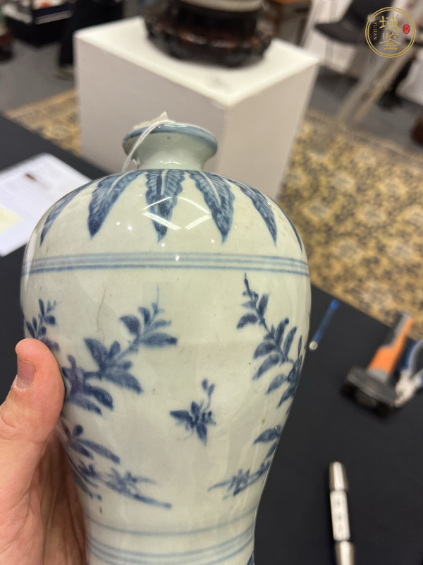 古玩陶瓷青花花卉紋梅瓶真品鑒賞圖