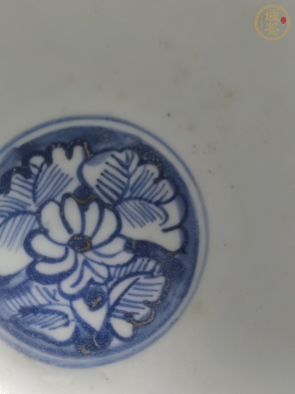 古玩陶瓷青花花卉紋碗真品鑒賞圖