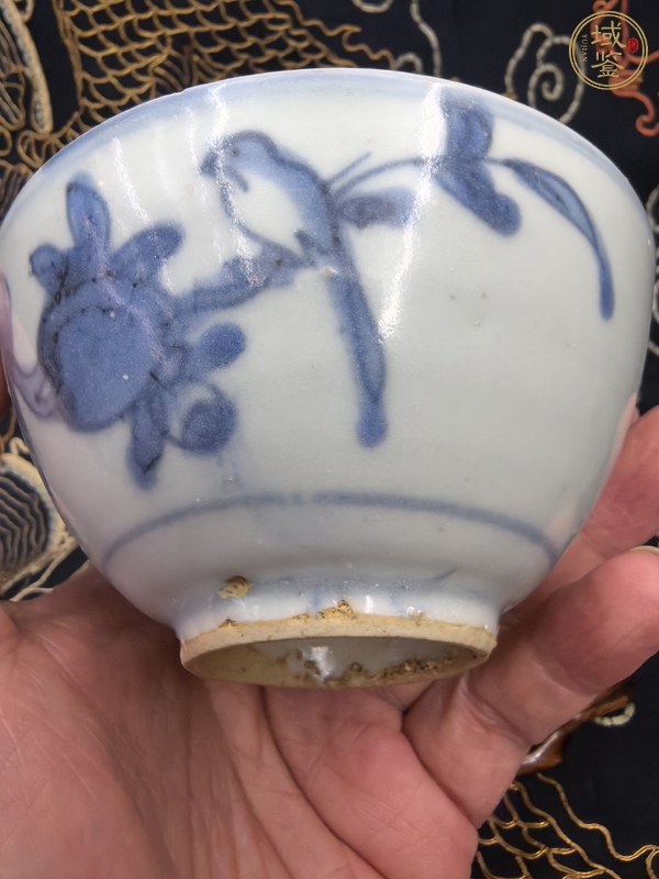 古玩陶瓷青花花鳥紋茶碗真品鑒賞圖