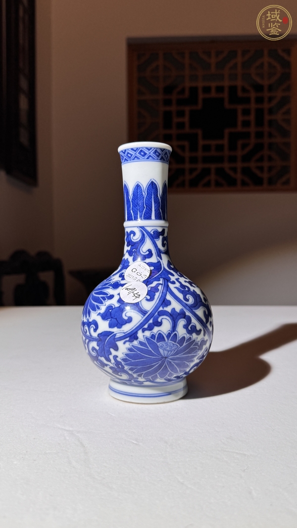 古玩陶瓷青花瓶真品鑒賞圖