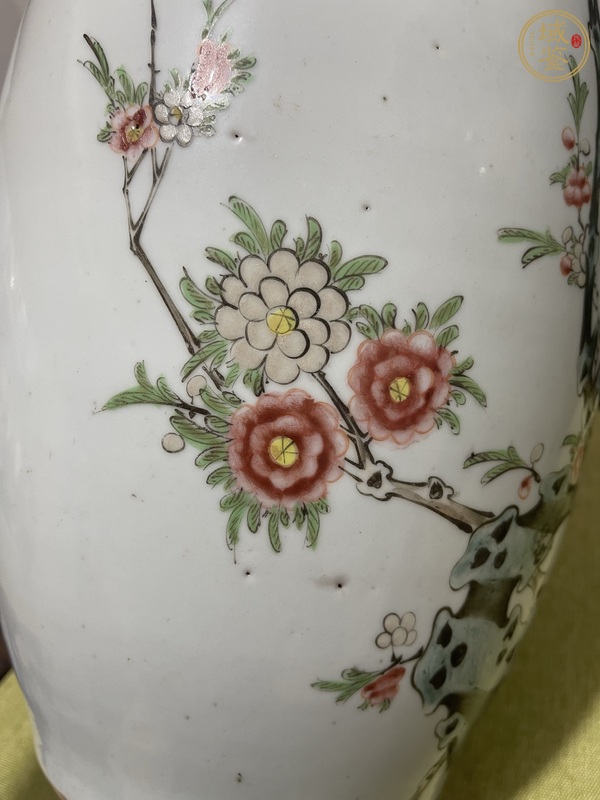 古玩陶瓷花鳥紋瓶真品鑒賞圖