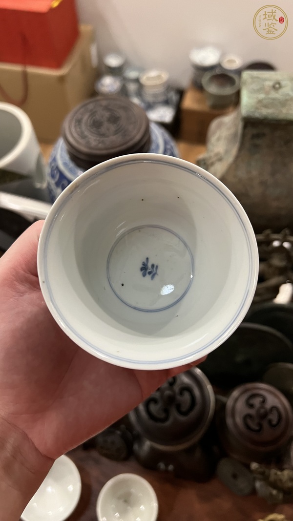 古玩陶瓷青花杯真品鑒賞圖