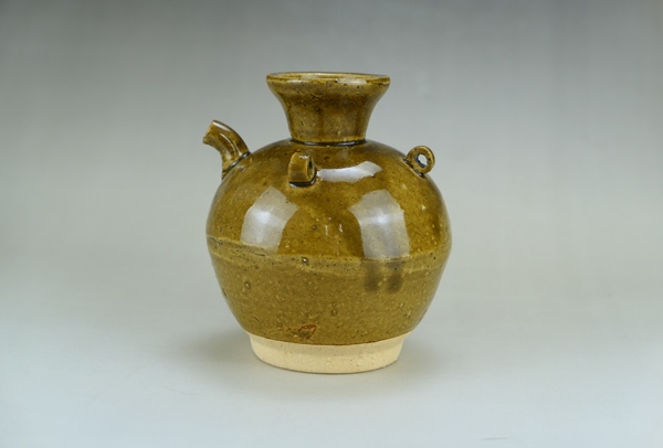 古玩陶瓷明代·茶葉末釉三系執壺拍賣,當前價格888元
